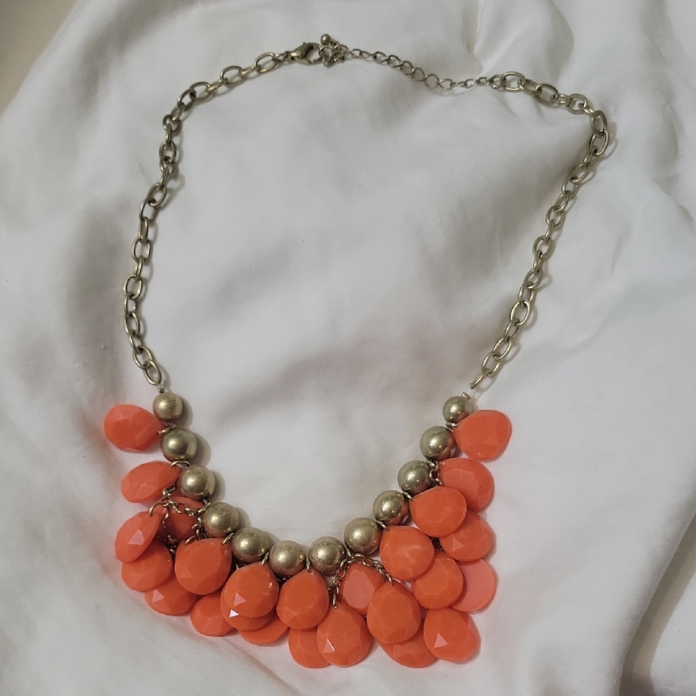Elegant Orange and Gold Necklace